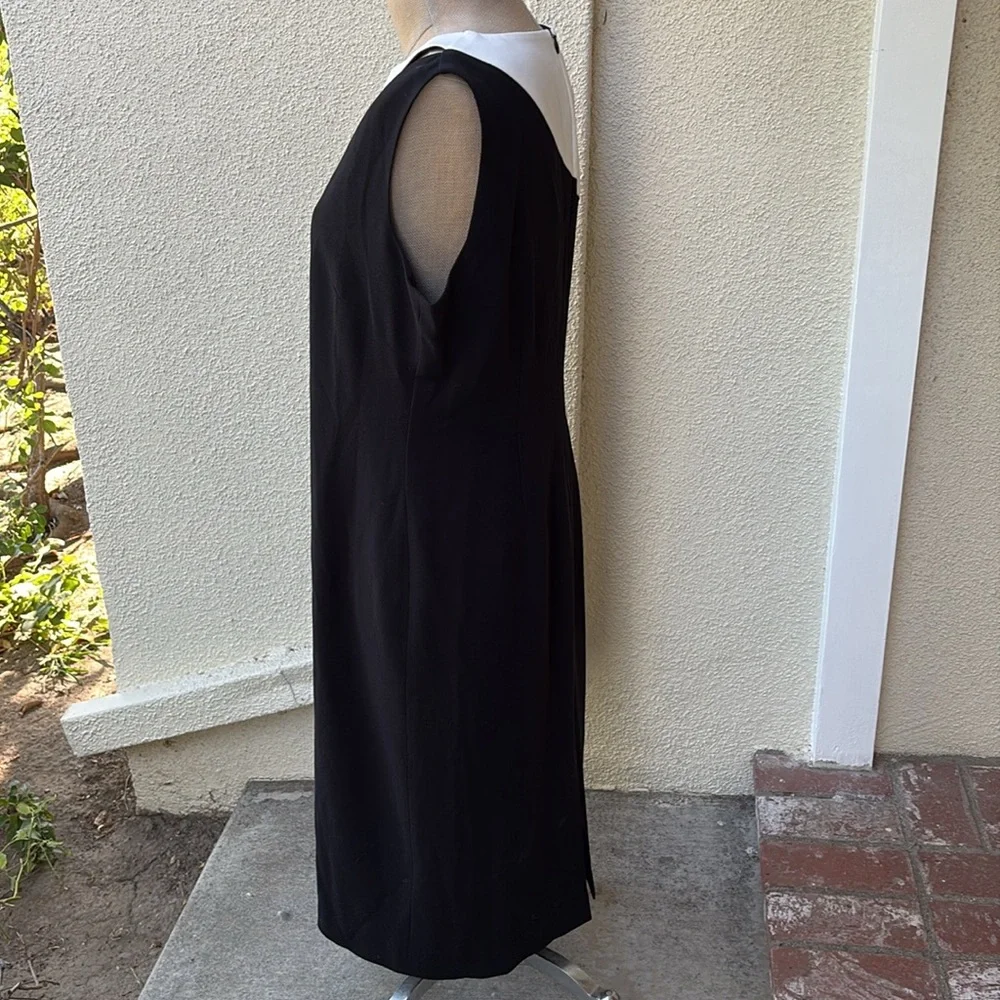 NWT Judith & Charles Black and White beautiful Sleeveless Massena two tone Dress